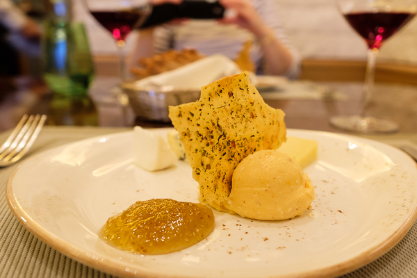 Käsevariation mit Chutneys